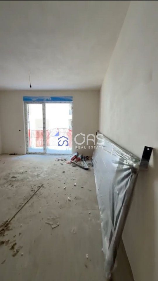 Shitet apartament 3+1 ne Bulevardin e Ri " Orbital 3 ".