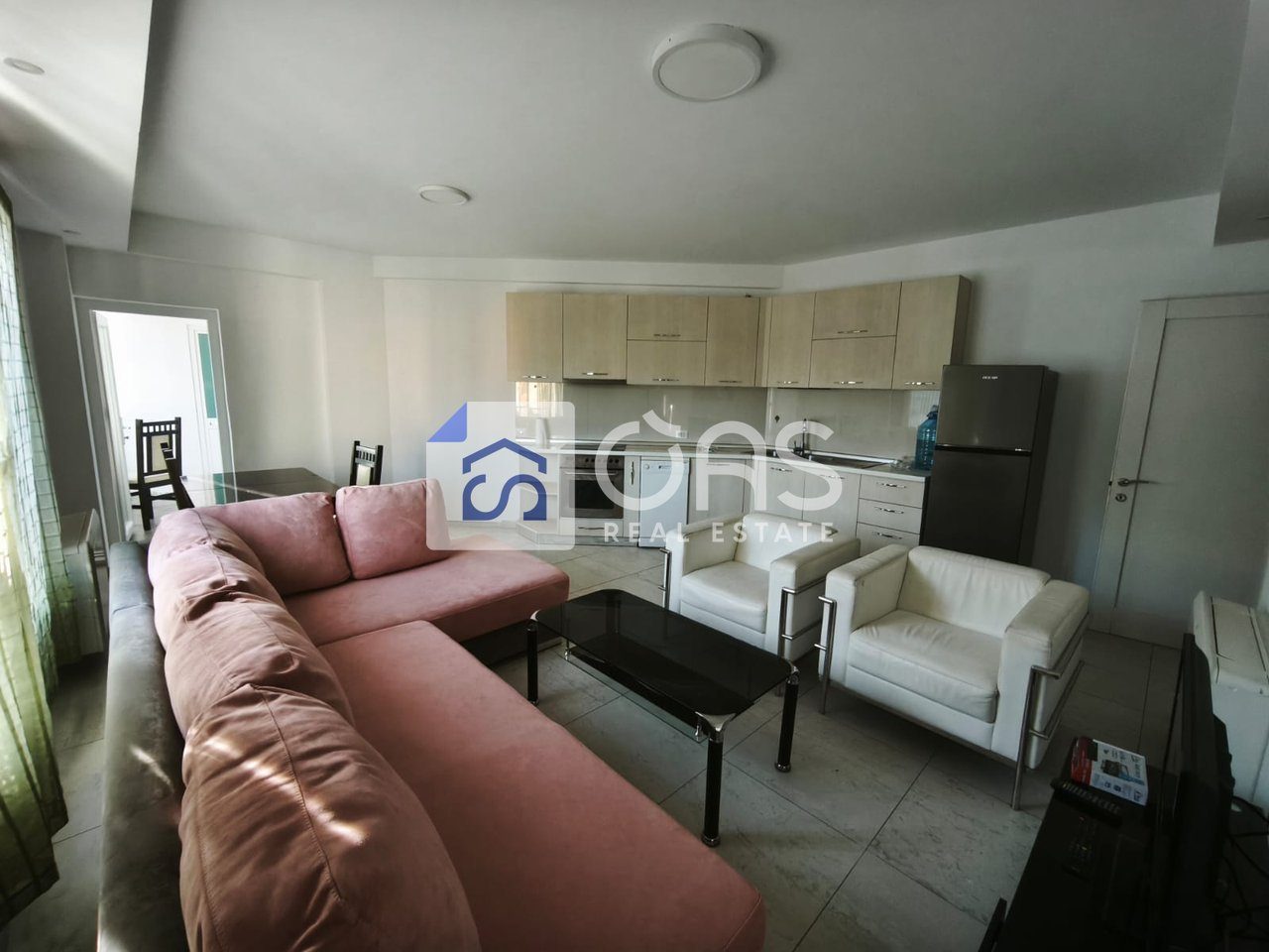 Jepet me qera apartamenti 2+1 vasil shanto