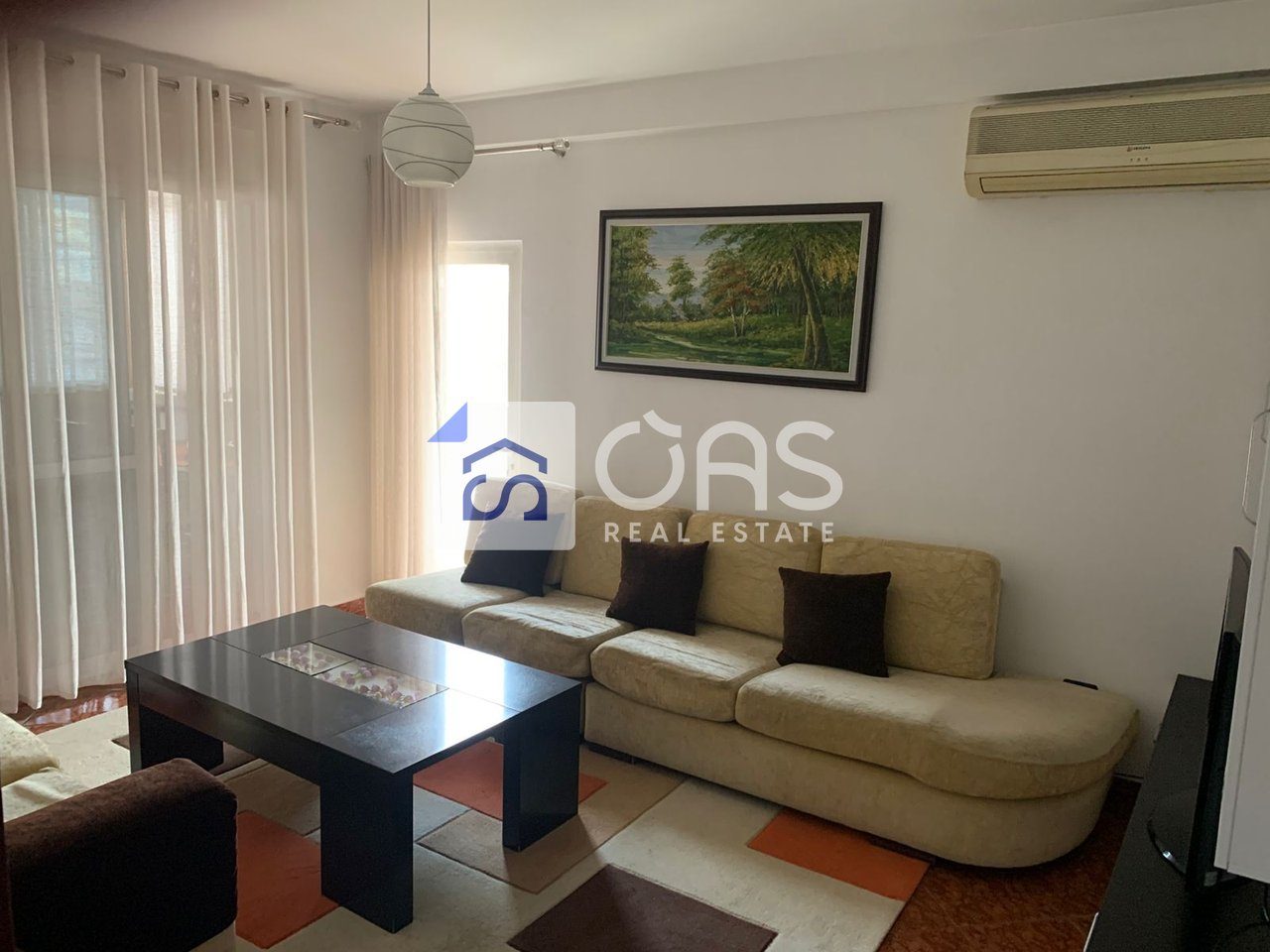 Jepet me qera apartament 1+1+Verande ne Don Bosko. 2