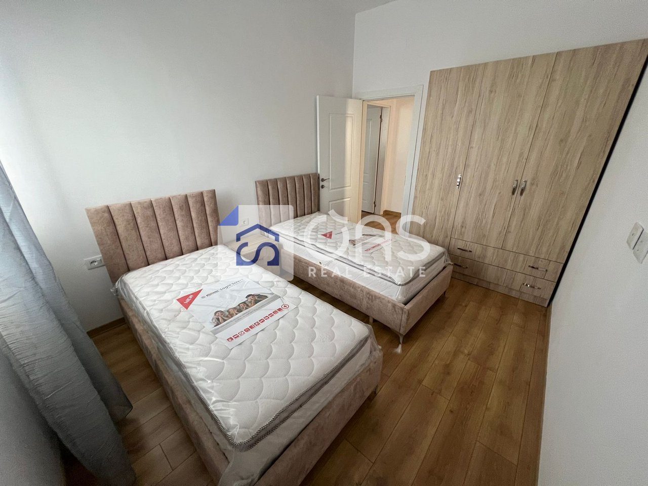 Apartament 2+1 Me Qira në Kamez, Tiranë - 400€ | 85 m² 4