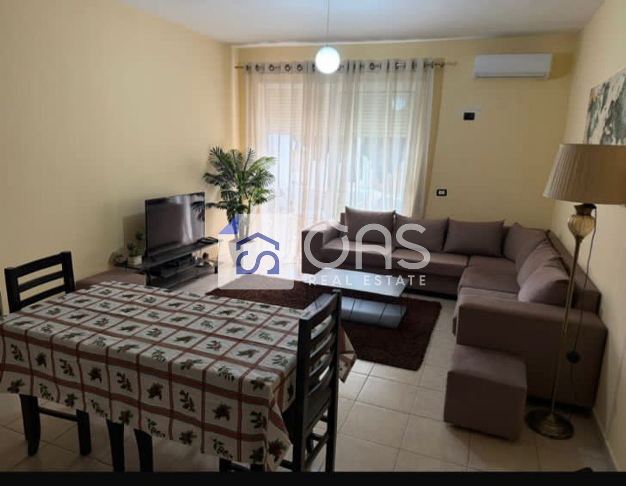 Jepet me qera apartament 2+1 tek Liqeni i Thate 2