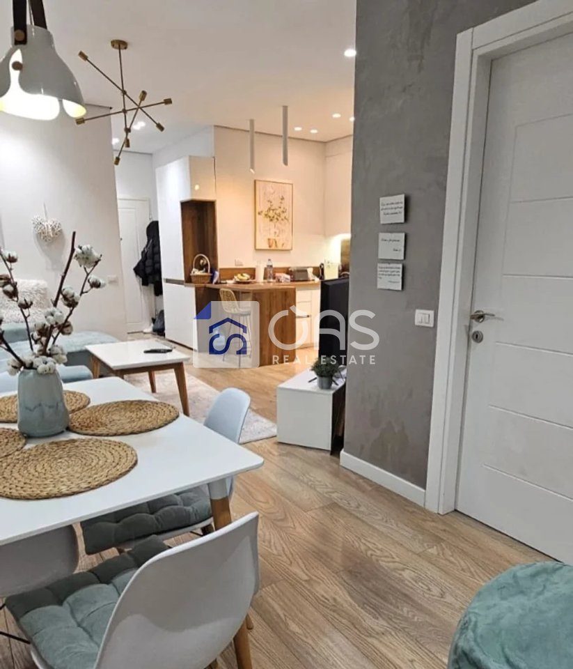 Jepet me qera apartament 1+1 Liqeni Thate