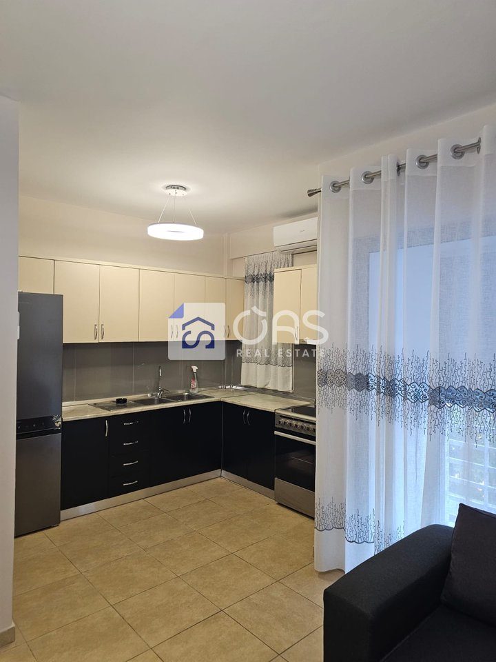 Jepet me qera apartament 2+1 ne 5 Maj 2