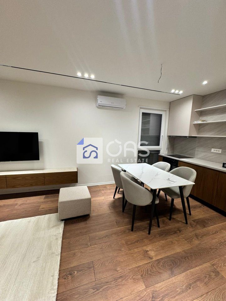 Jepet Apartment me qera 1+1 Ne Xhamllik
