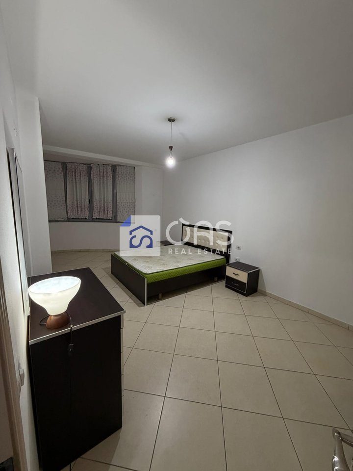 jepet me qera apartament 2+1 ne Astir 3