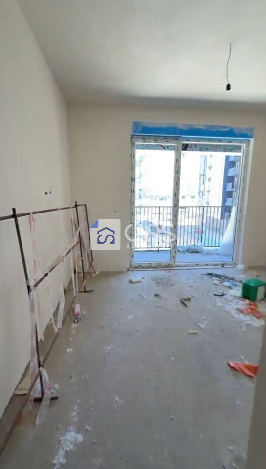 Shitet apartament 3+1 ne Bulevardin e Ri " Orbital 3 ". 3