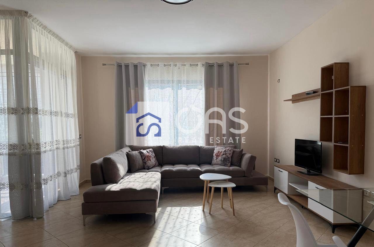Apartament 1+1 Me Qira në Rrugën e Elbasanit, Tiranë - 450€ | 74 m²
