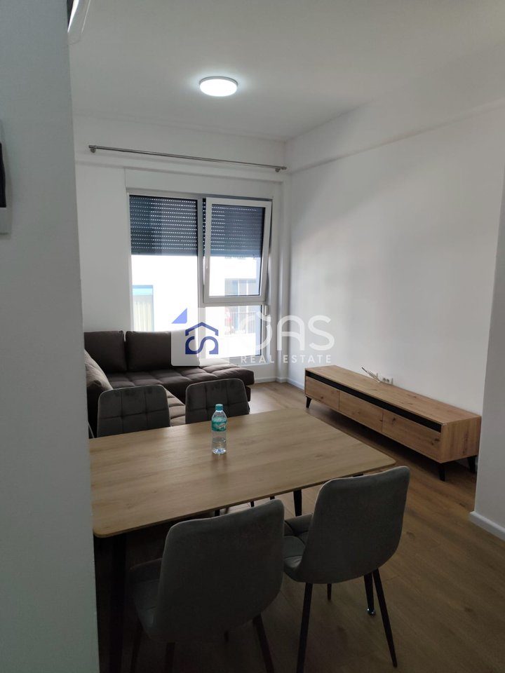 Jepet apartament me qera 1+1 ne Fresk 2