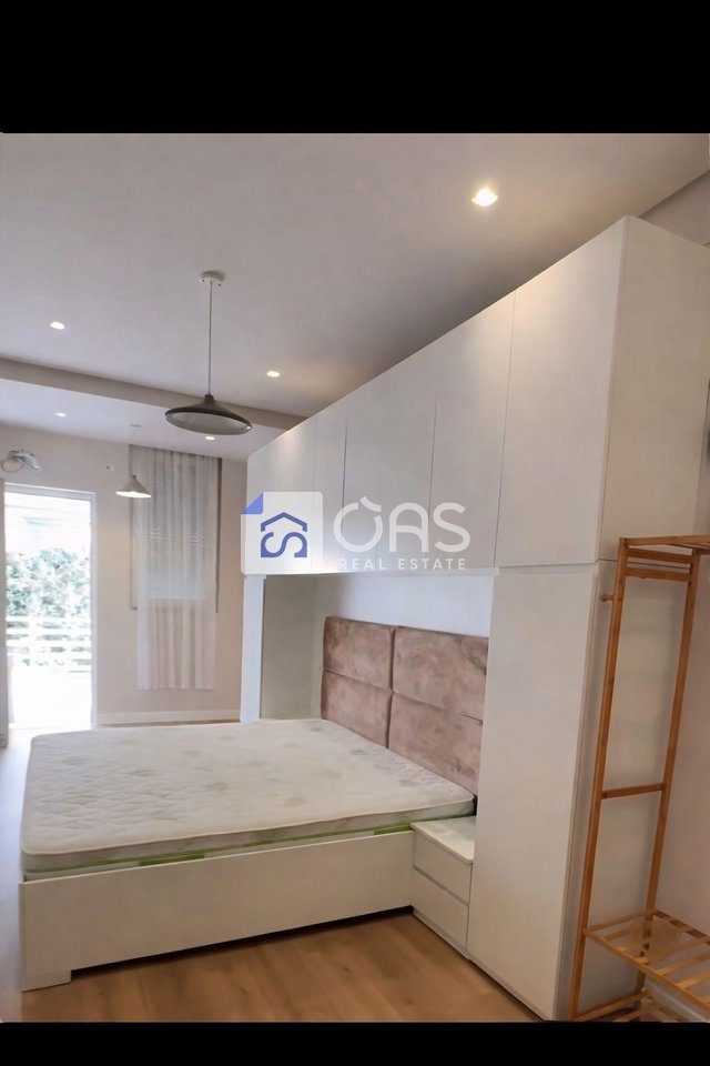 Jepet me qera apartament tek Liqeni i Thate 3