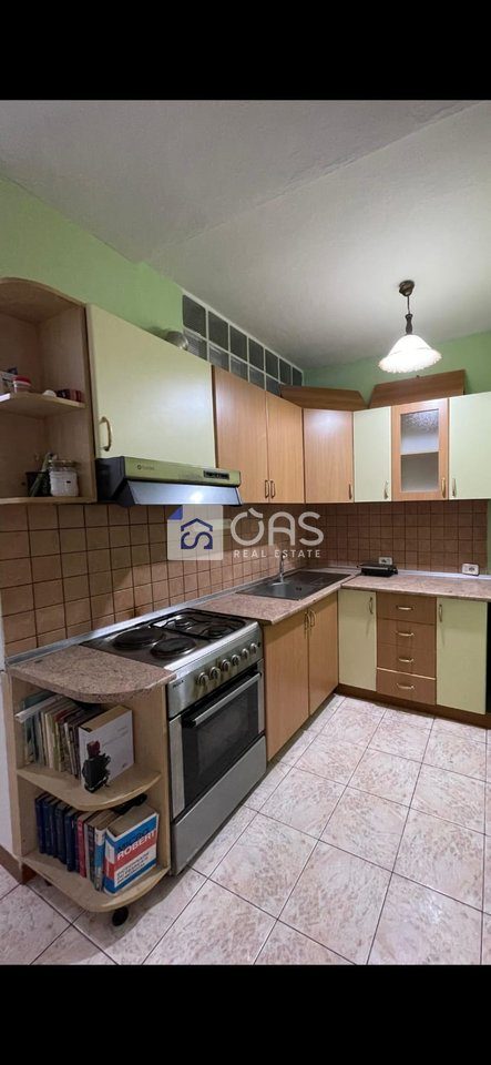 Jepet apartament me qera 1+1 Myslym Shyri