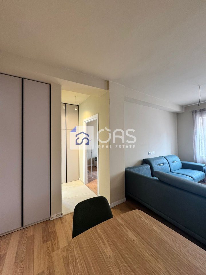 Jepet APARTAMENT me qera 2+1+2 rr.durrsit
