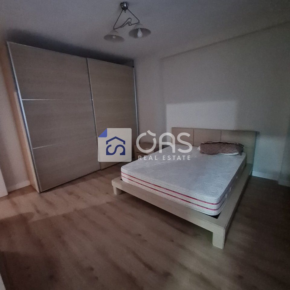 Jepet apartament me qera 2+1+2 tek Zogu i Zi 4