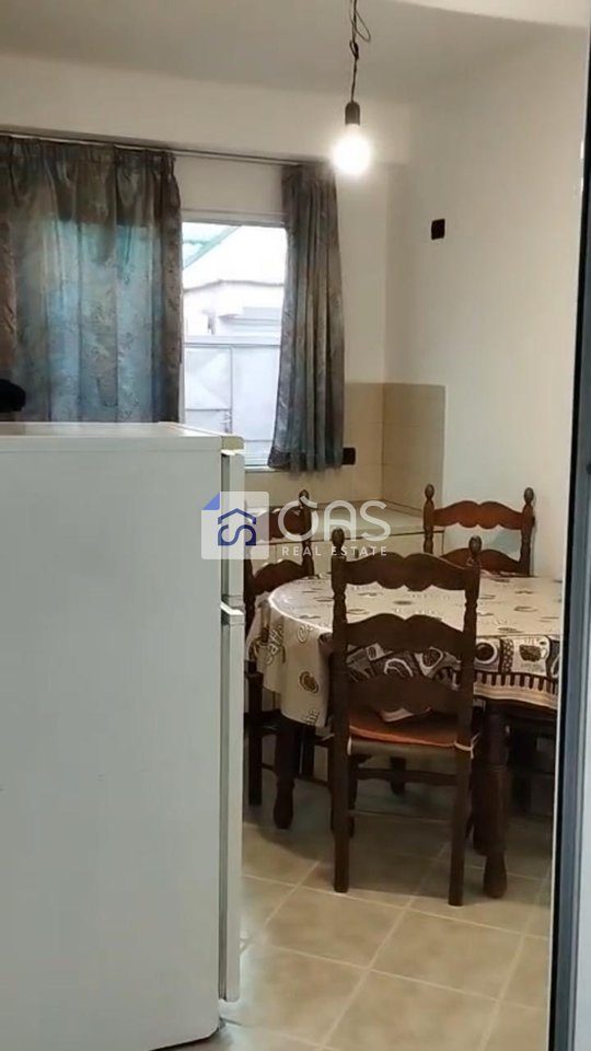 Jepet apartament me qera 1+1 Siri Kodra