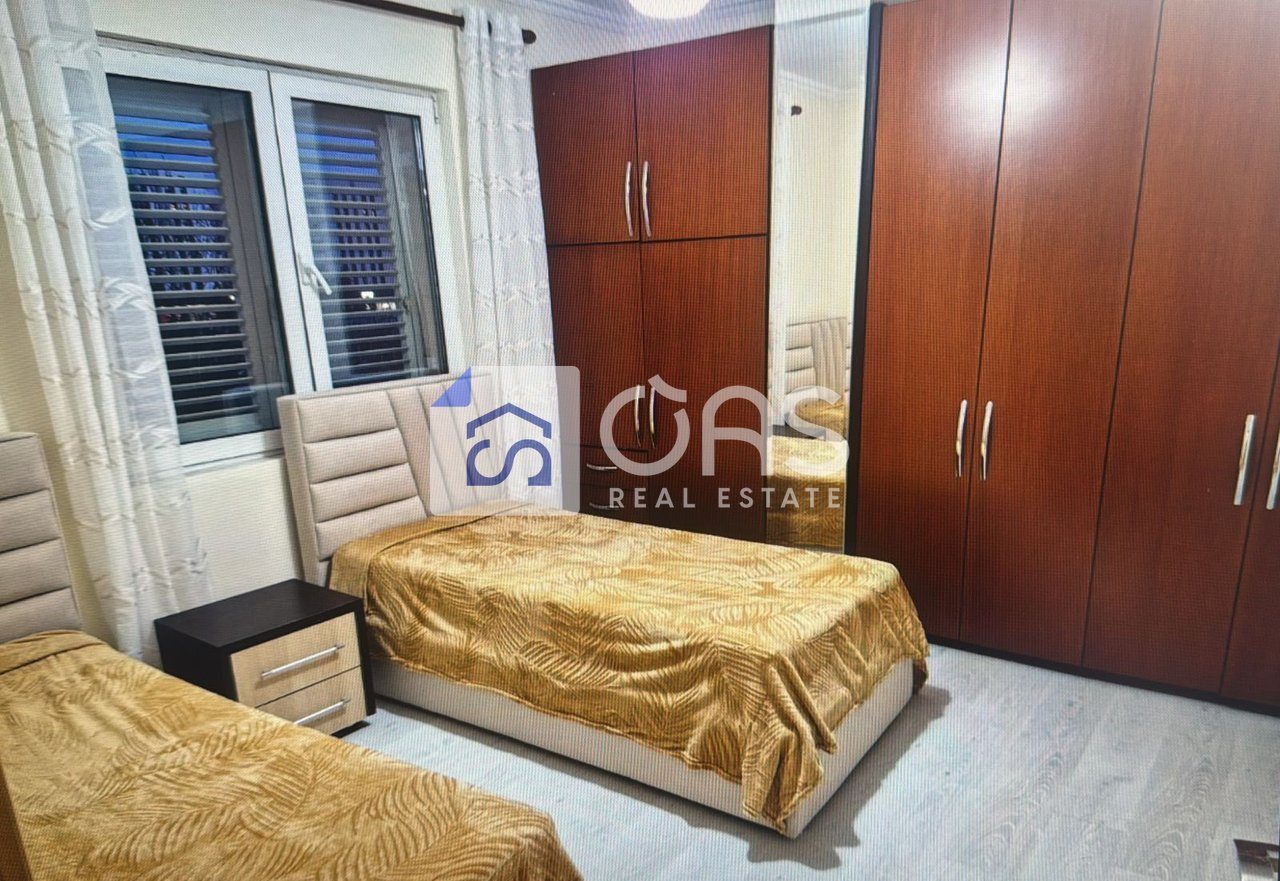 Shitet apartament 3+1 Ne Porcelan 219.000 euro 4