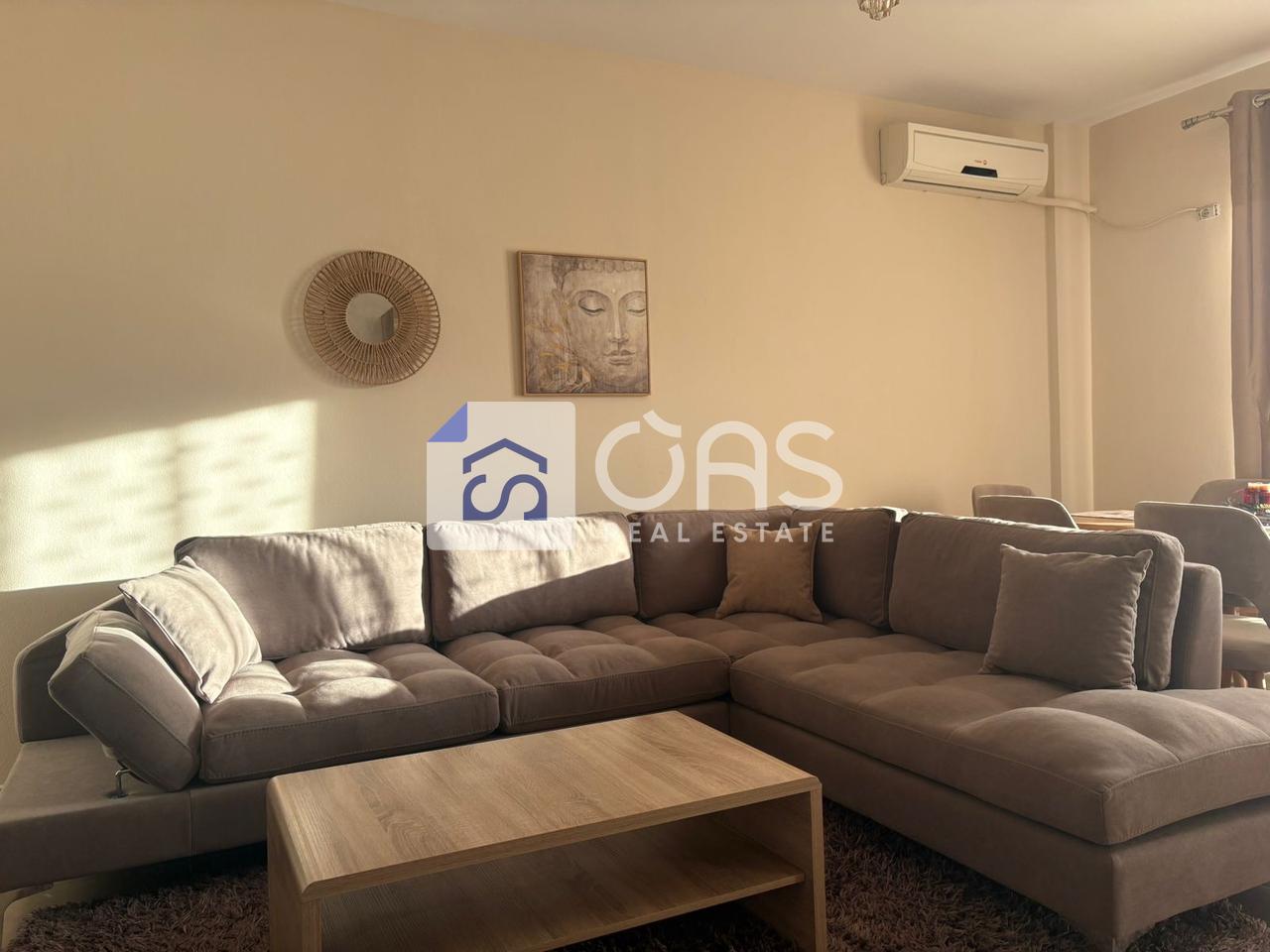 Jepet me qera apartament 2+1 tek Rruga e Elbasanit (Pallati i Brigadave)