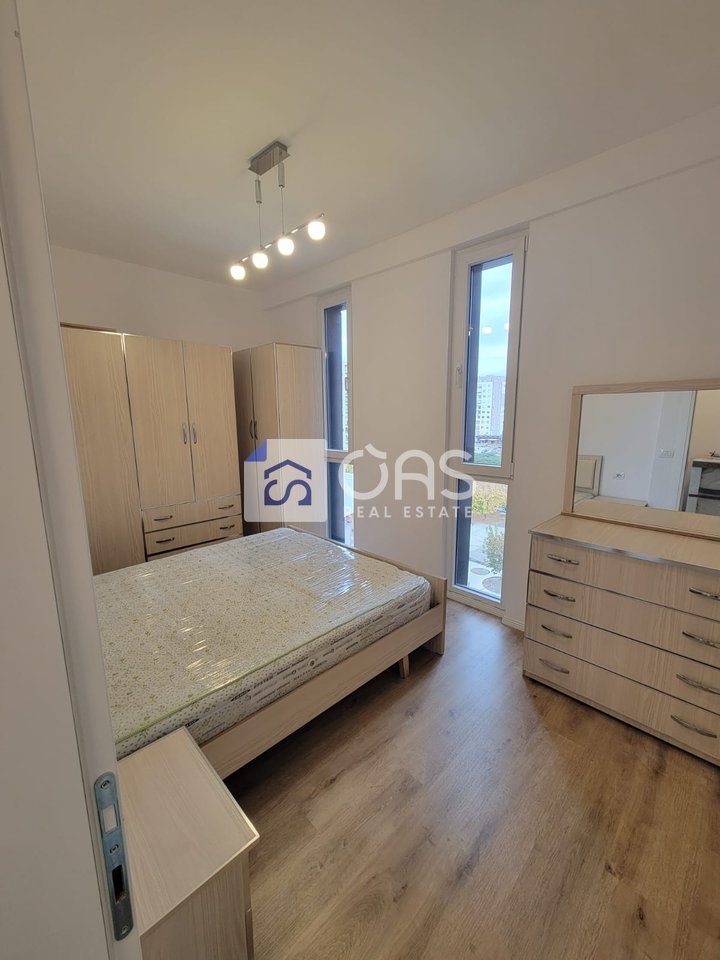 Jepet me qera apartament 1+1 Te Fusha Aviacionit(Clover Residence) 2