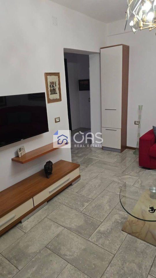 Jepet apartament me qera 2+1 Te Rruga E Dibres 3