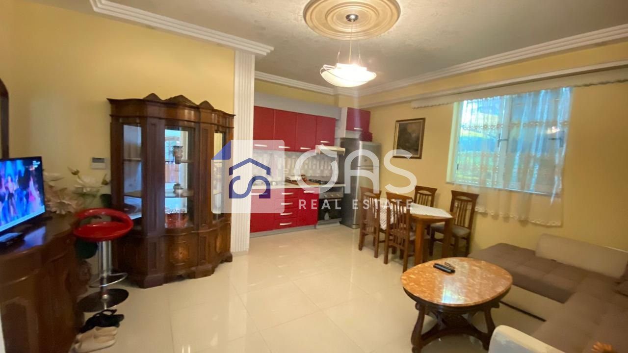 Jepet apartament me qera 1+1 Rruga Dibres 3