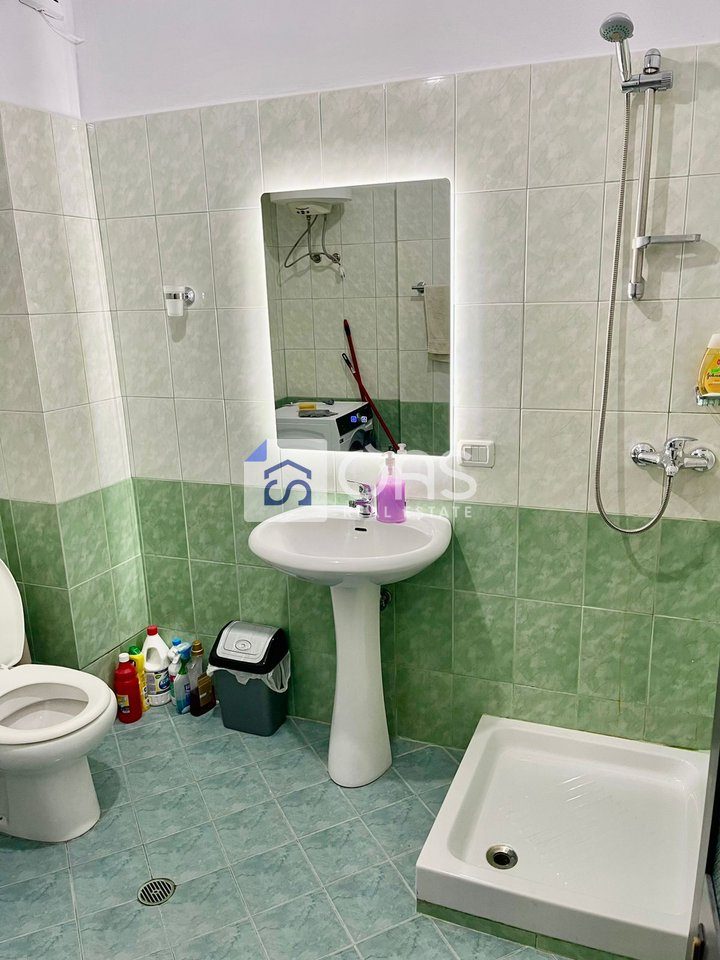 Jepet apartament me qera 2+1 ne Laprake 4