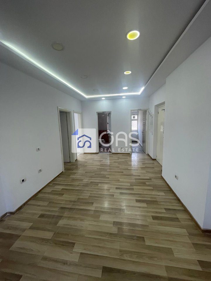 Apartament 2+1 Me Qira në Libri Universitar, Tirana - 700€ | 70 m² 2