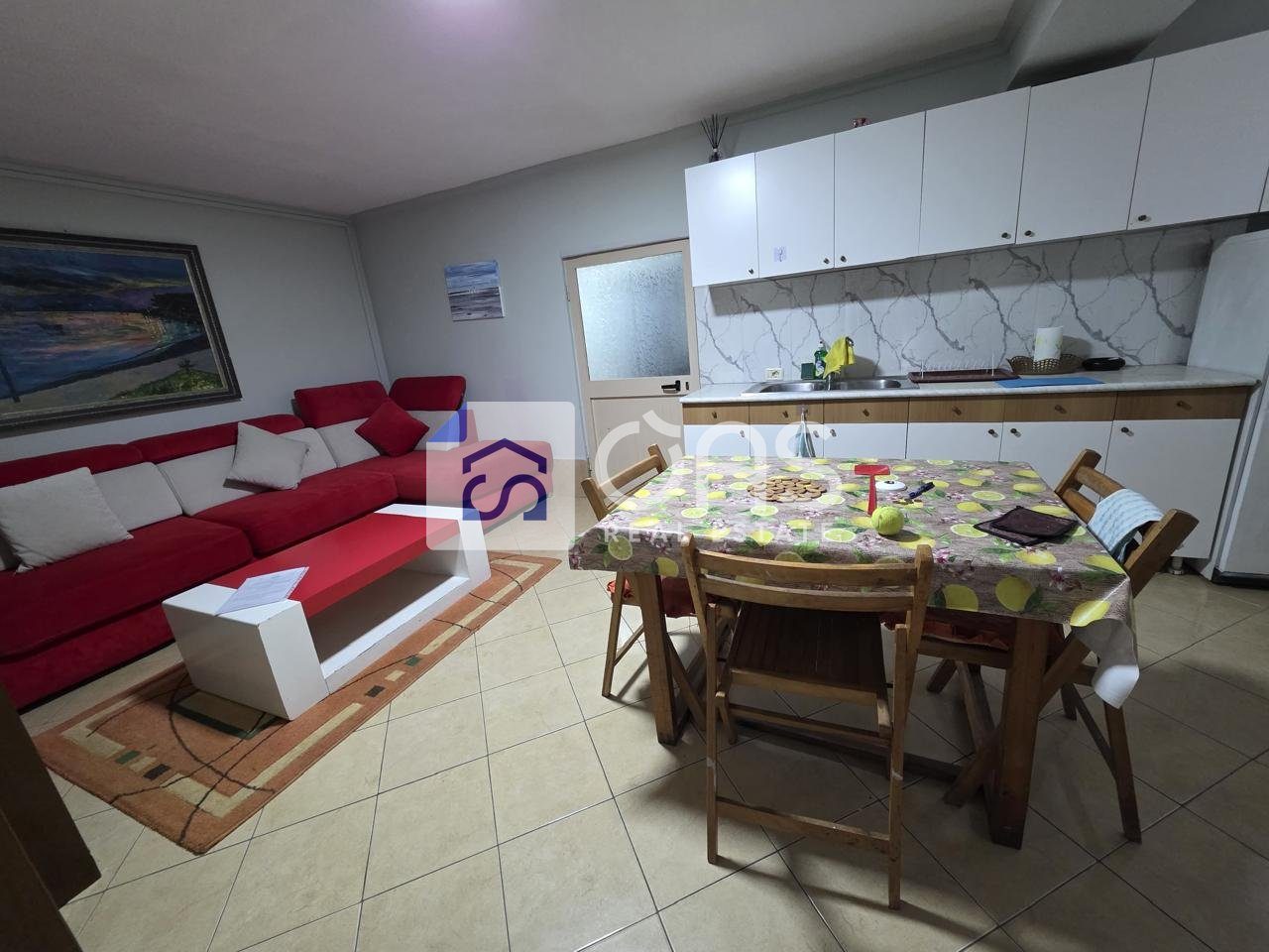 Jepet apartament me qera 1+1 Myslym Shyri 3