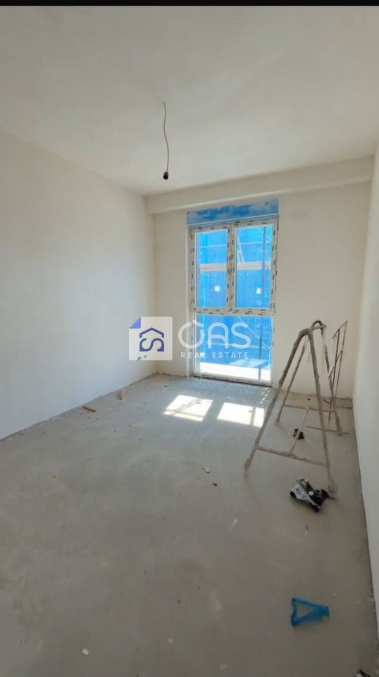 Shitet apartament 3+1 ne Bulevardin e Ri " Orbital 3". 3