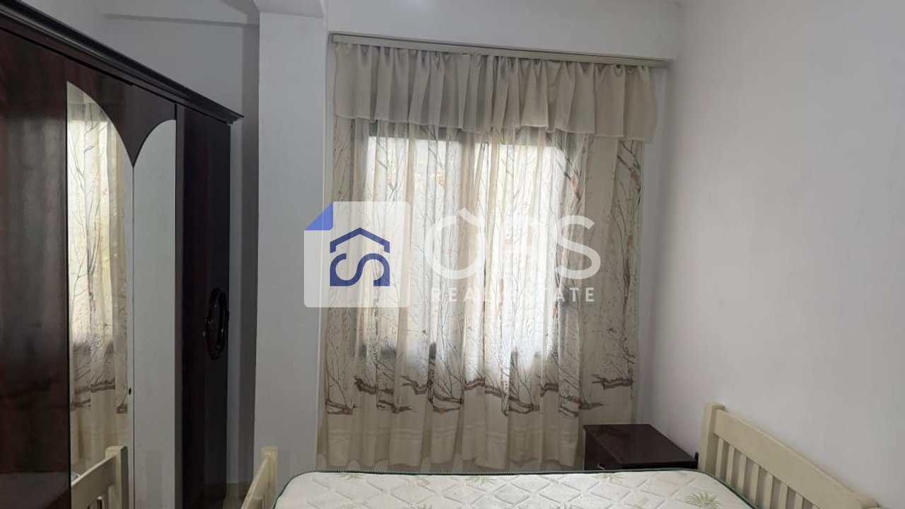 Jepet Apartament me qera 1+1 BULEVARDI I RI (KRYQEZIMI) 4