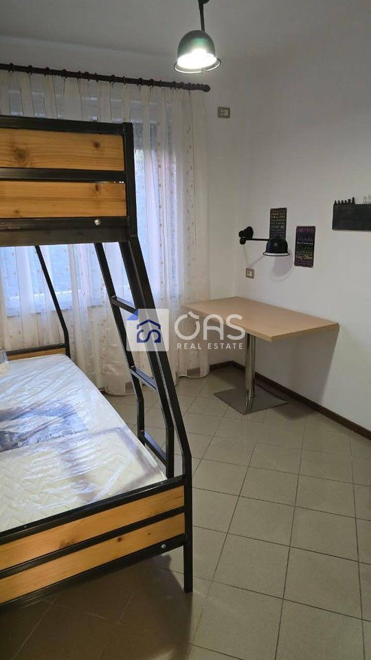 Jepet apartament me qera 2+1 Te Rruga E Dibres 4