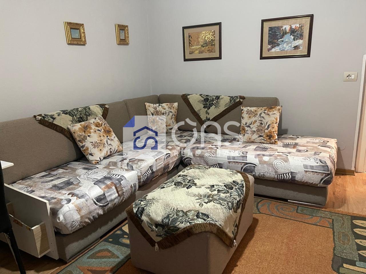 Jepet me qira apartamenti 2+1 LIQENI ARTIFICIAL