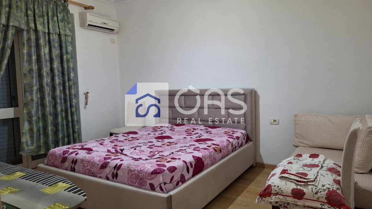 Jepet apartament me qera 2+1 tek Rruga e Durrsit 3