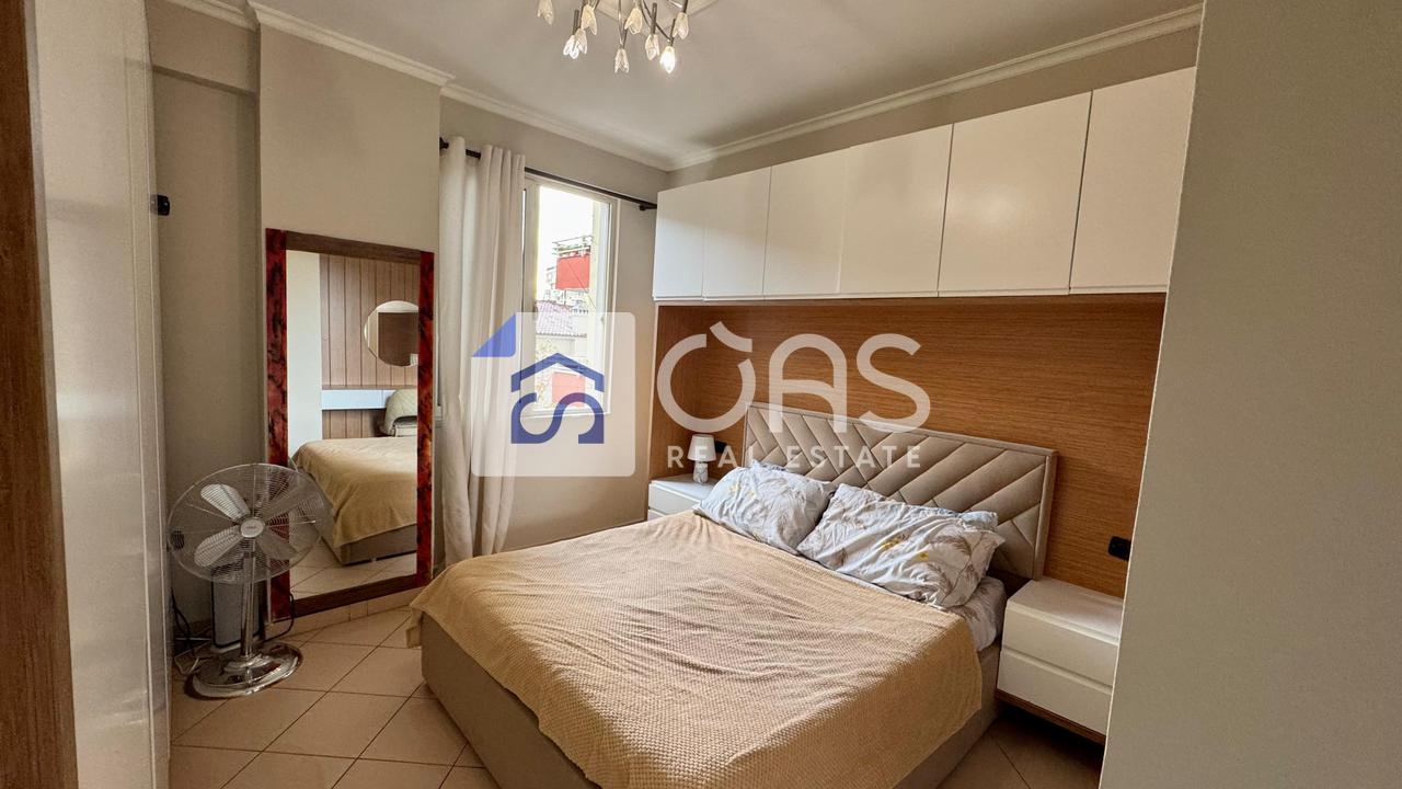 Jepet me qera apartament 2+1 tek Kodra e Diellit 3