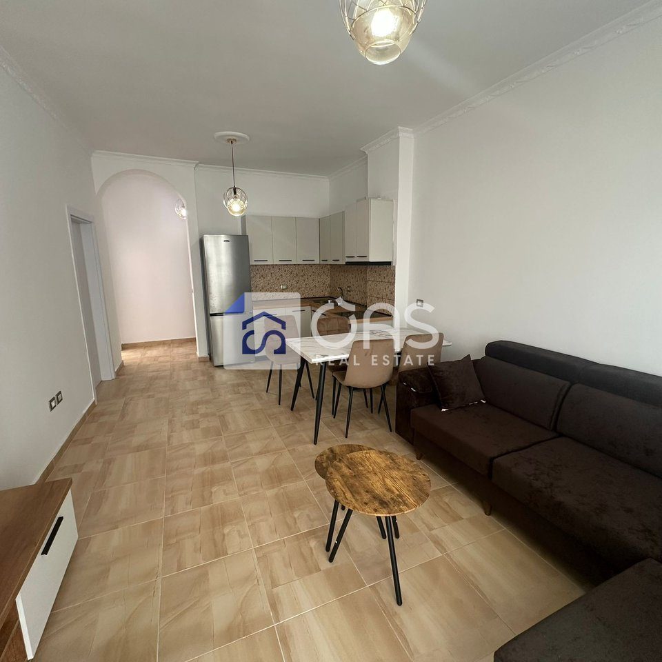 Jepet apartament 3+1+2+ verande në Brryl, Tiranë - 700€ | 95 m² 4