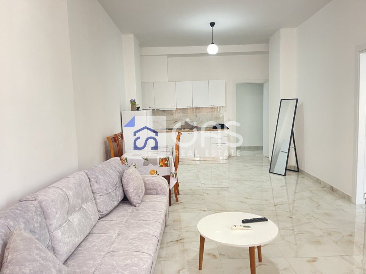 Jepet apartament 2+1 me qera ne zonen e Unazes se Re (prane Miell Tirana)