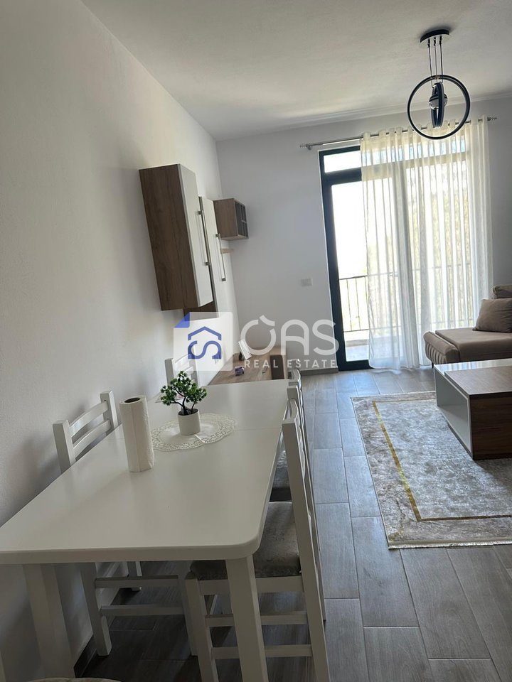 Jepet me qera apartament 1+1 tek 5 Maj 4