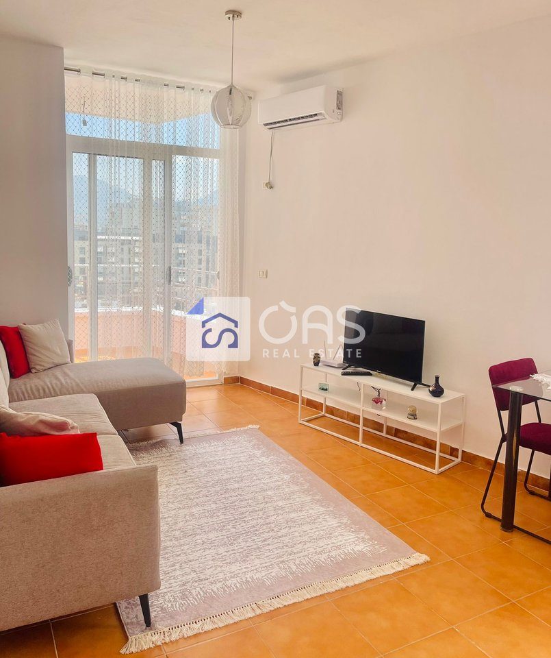 Jepet apartament me qera 1+1 ne Astir