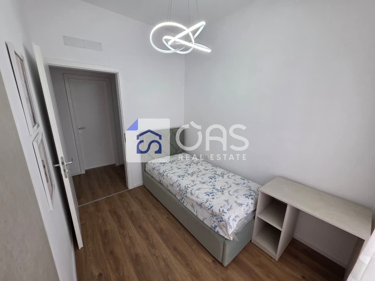 Jepet me qera apartament 2+1 ne Ali Dem 4