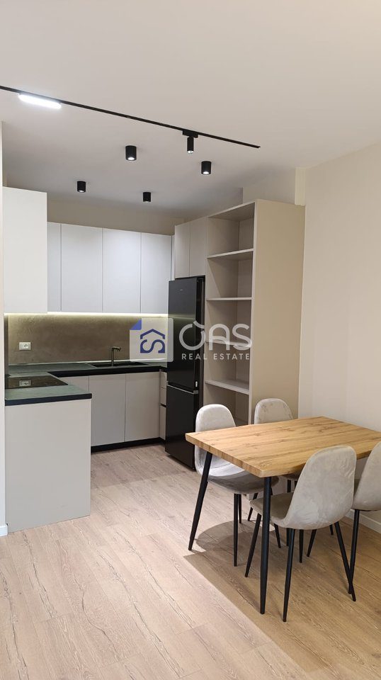 Jepet apartament me qera 1+1 te Rruga e Kavajes 2