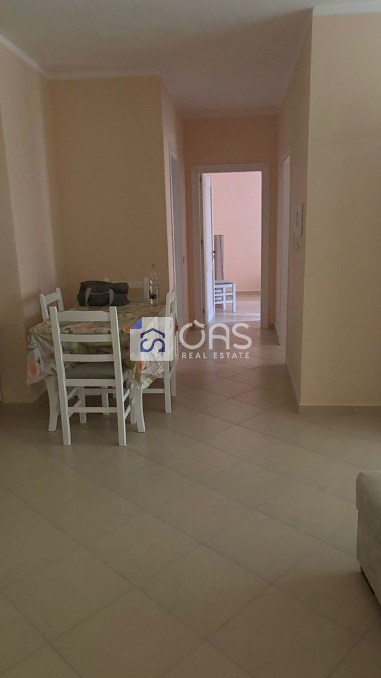Shitet apartament 2+1 Ne Vlor 3