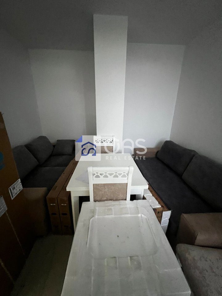 Jepet me qera apartament 1+1 ne Laprak.