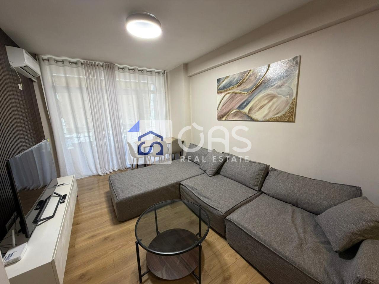 Jepet apartament me qera 2+1+2 ne Astir tek Kompleksi Fratari