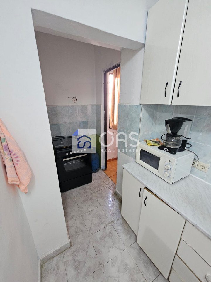 Jepet me qera apartament 1+1 te Shkolla e Baletit 4