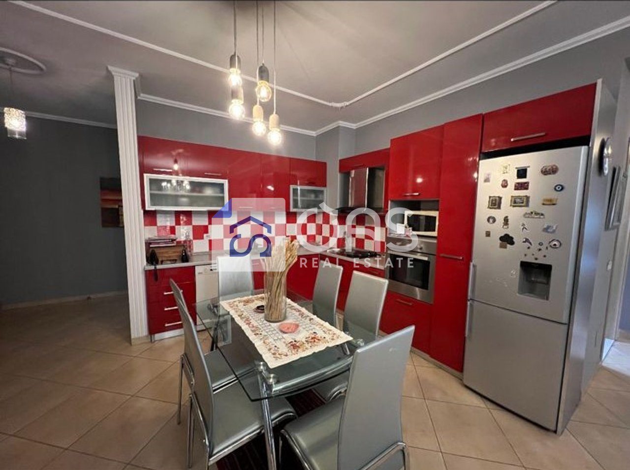 Jepet apartament 2+1 me qera tek Kodra Diellit 2
