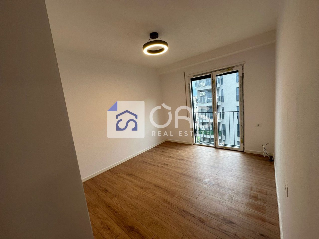Apartament per shitje 2+1 ne Astir + post parkimi 150.000euro 3