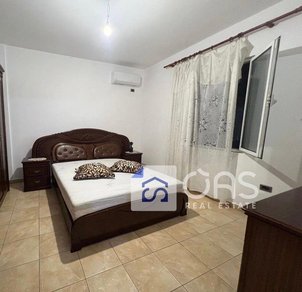 Jepet me qera apartament 1+1 te Siri Kodra 4