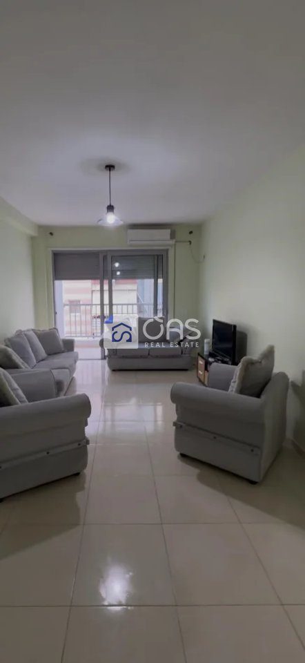 Jepet apartament me qera 1+1 Komuna Parisit