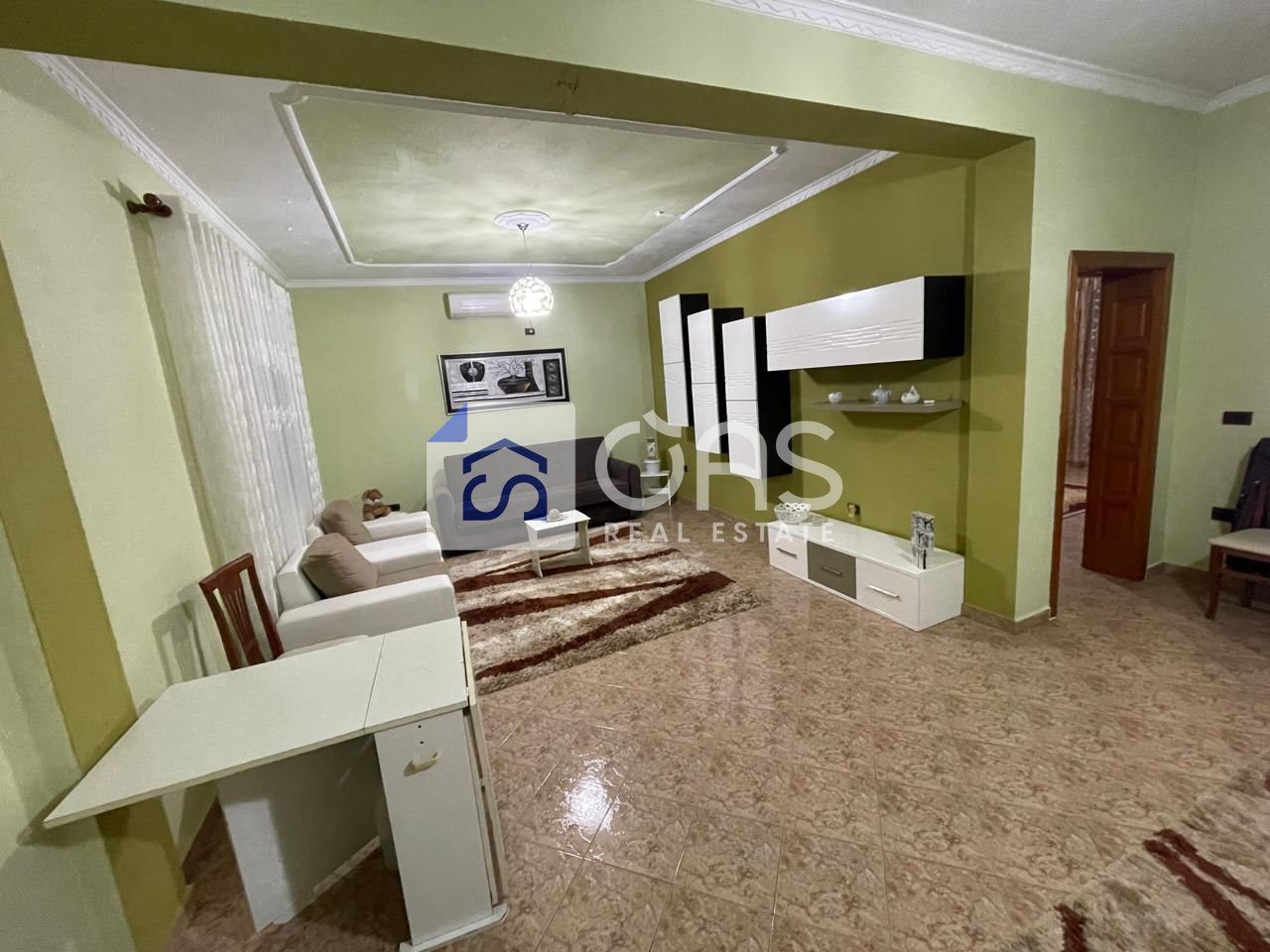 Jepet apartament me qera 2+1 Astir 3