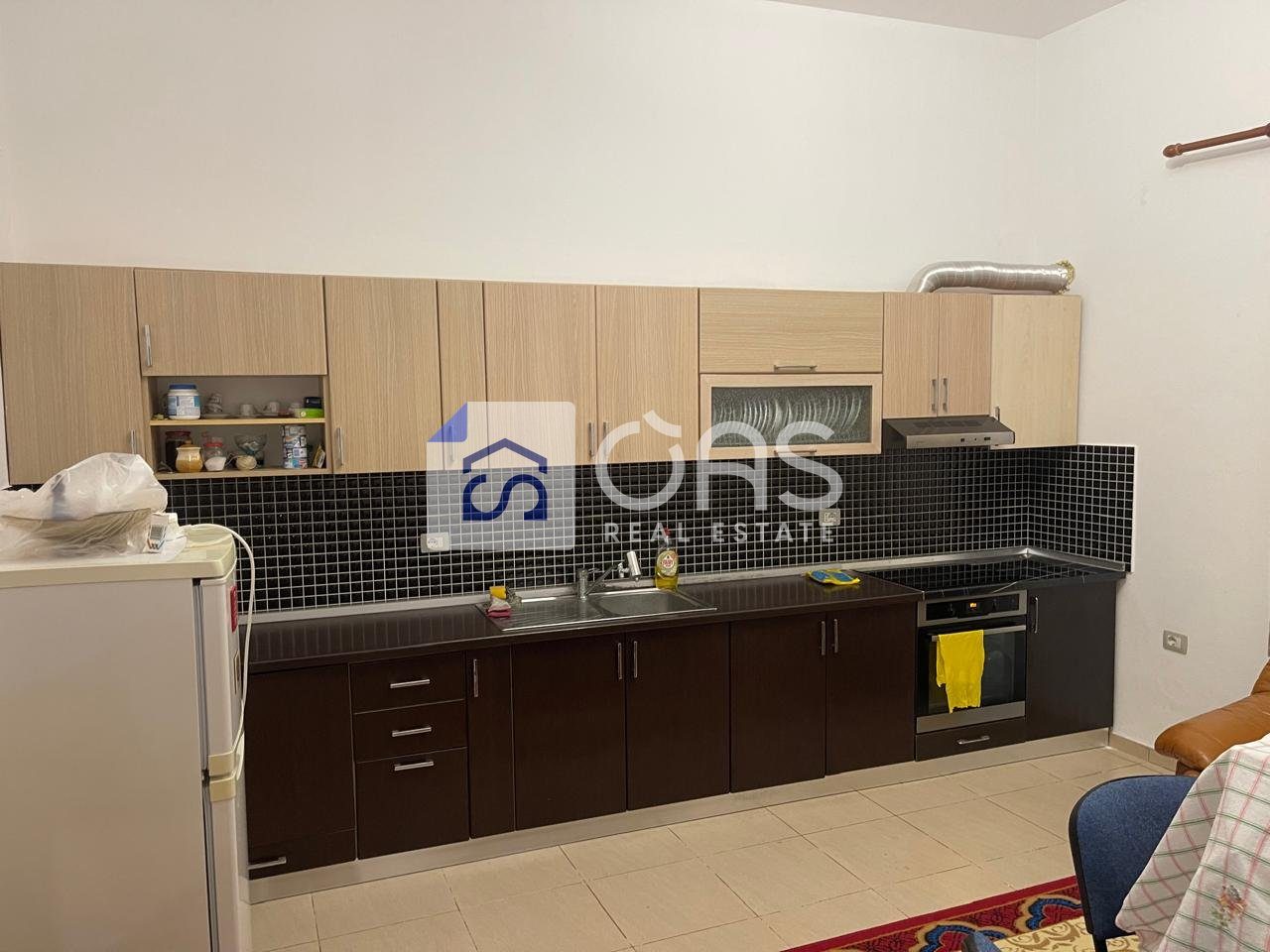 Shtëpi 2+1 Me Qira në Bërzhitë, Tiranë - 400€ | 300 m² 2
