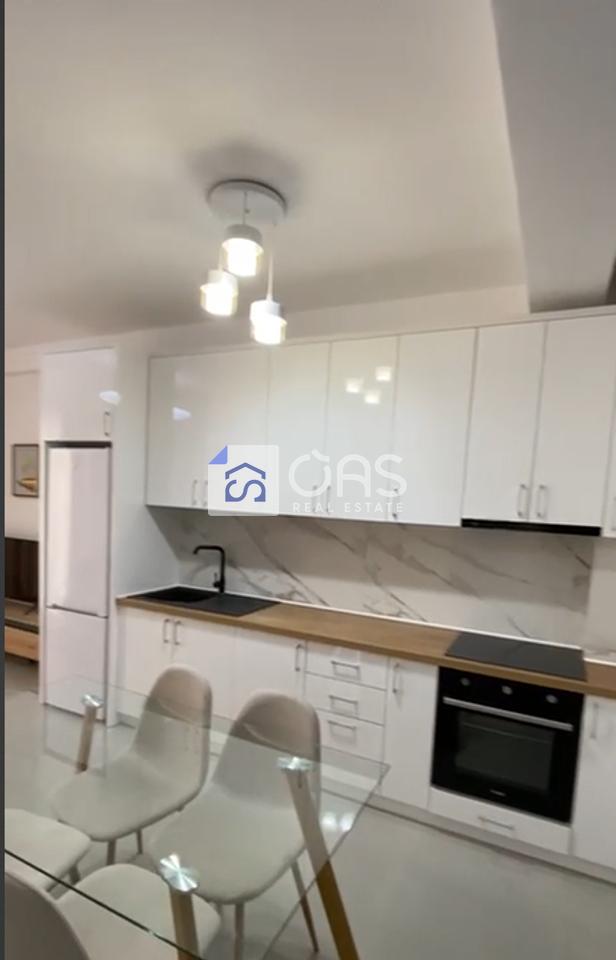 Jepet apartament 1+1 me qera tek Rruga Durresit 3