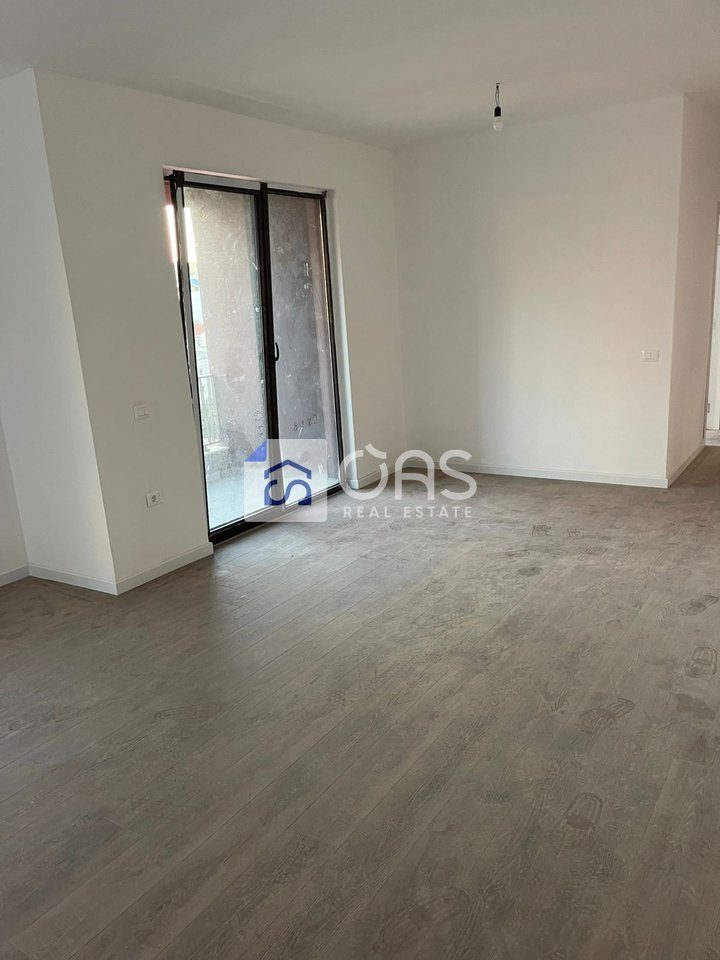 Jepet me Qera Apartament 2+1 Tek Myslym Shyri 3