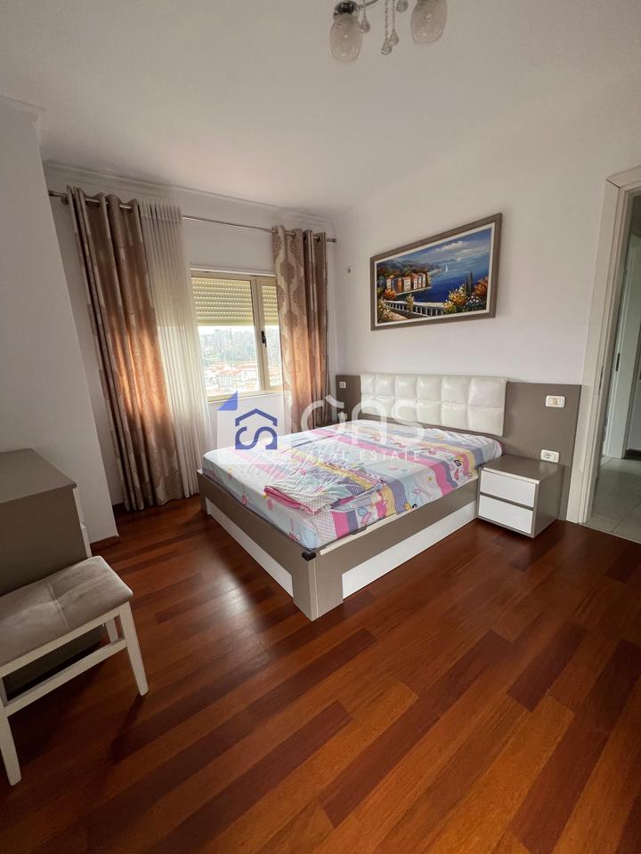 Jepet me qera apartamenti 2+1+2 rruga elbasanit 4